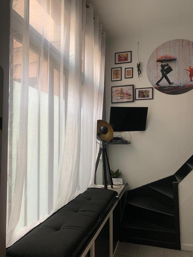 Apartament Spacious Bright Split Level Flat In The Fashionable Marais Paryż Zewnętrze zdjęcie